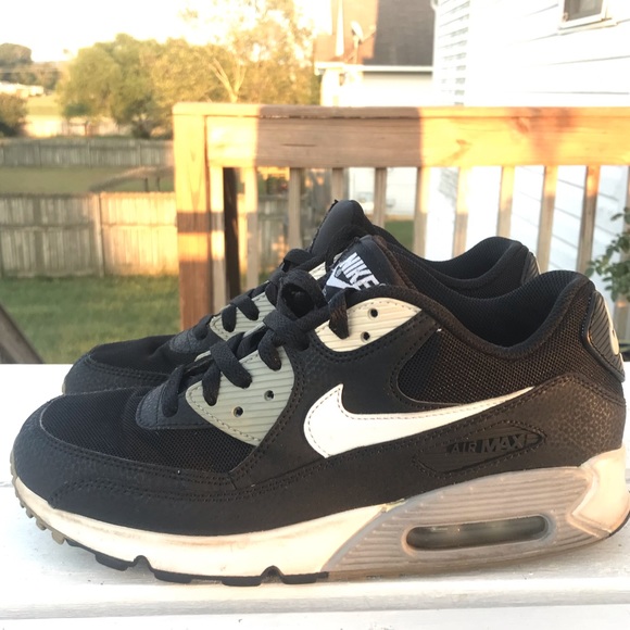 Nike Air Max 90 Essential Black White Wolf Grey 616730 012 Nike Air Max 90 Essential Black White Wolf Grey 616730 012